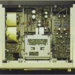 CDP-XA50ES internals (1998/2)